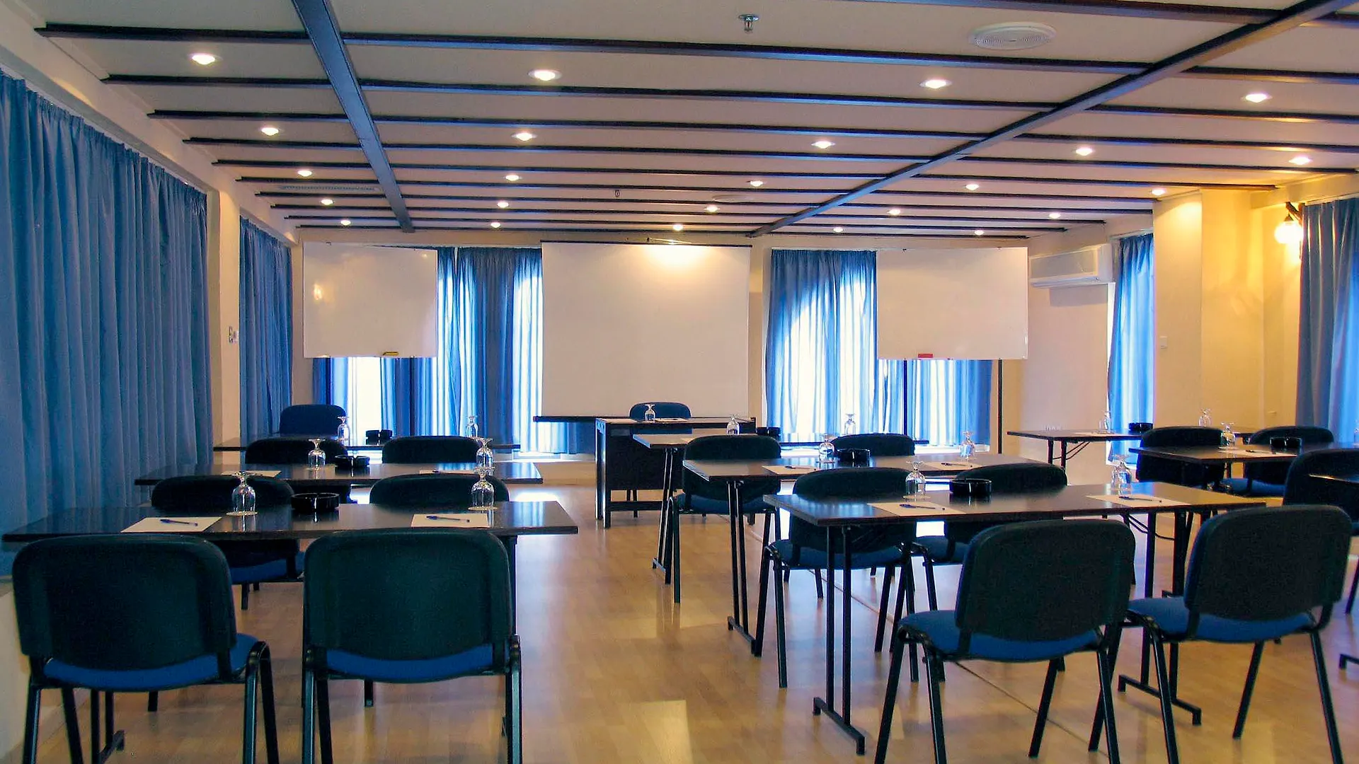 Lefkoniko Complex-Beach And Bay Resmo Apart Otel