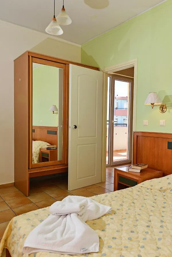 Lefkoniko Complex-Beach And Bay Resmo 3*,  Yunanistan