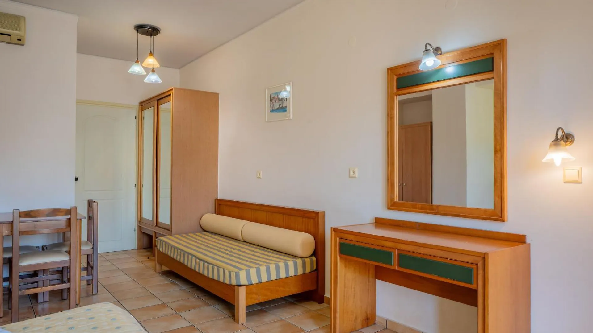 Aparthotel Lefkoniko Complex-Beach And Bay Rethymno