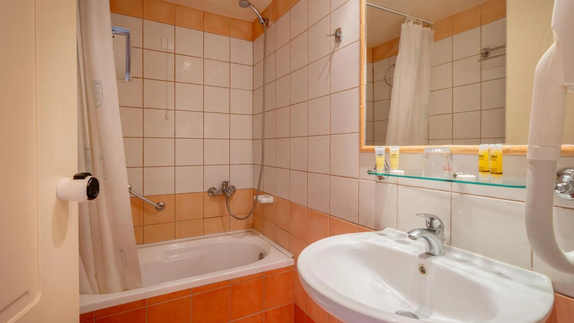 Aparthotel Lefkoniko Complex-Beach And Bay Rethymno