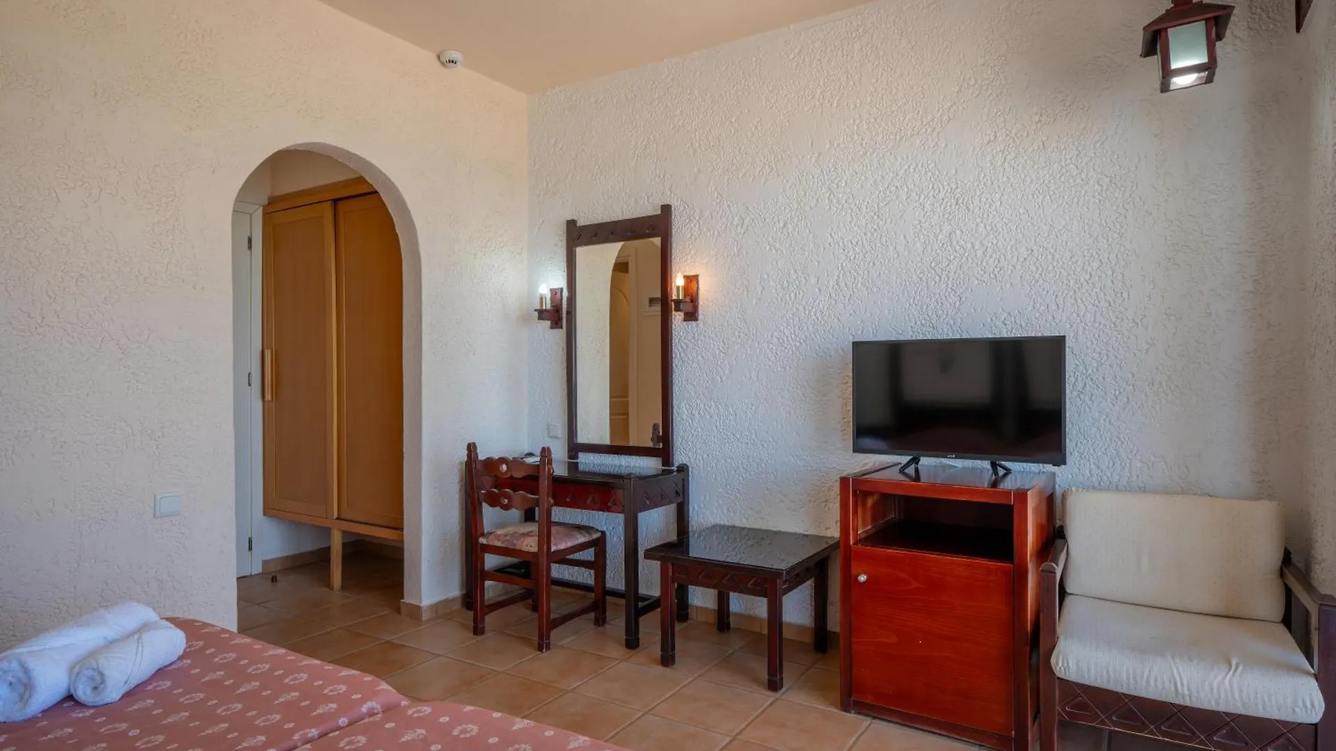 Aparthotel Lefkoniko Complex-Beach And Bay Rethymno